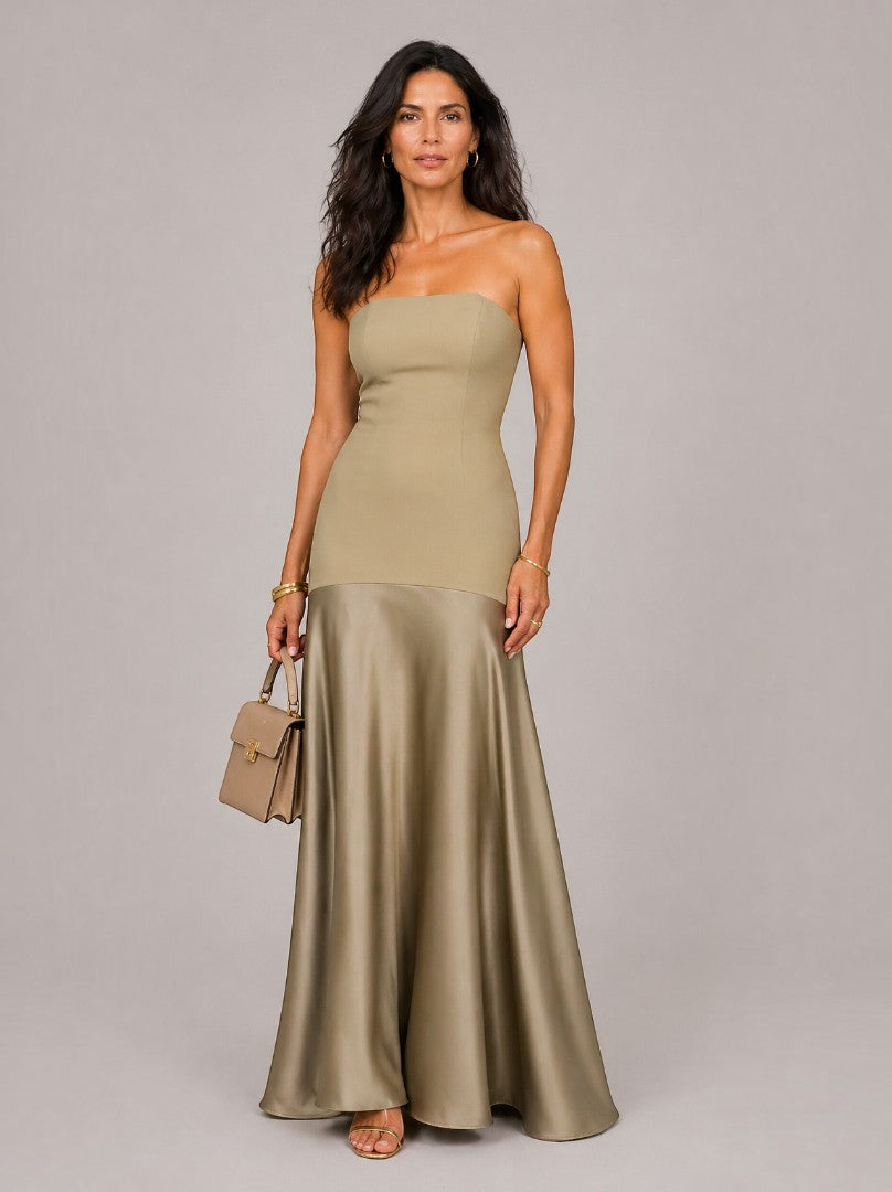 Daniela Vestido largo en champán con brillo satinado